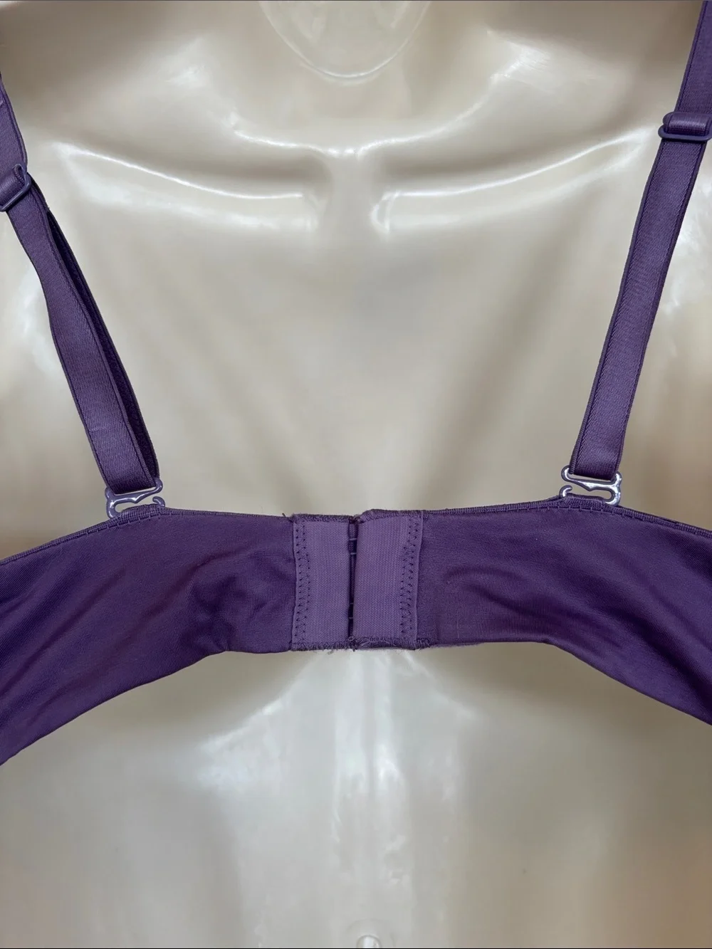 Victoria's Secret Bombshell Plunge Smooth Purple Rhinestone Studded Push-Up Bra
